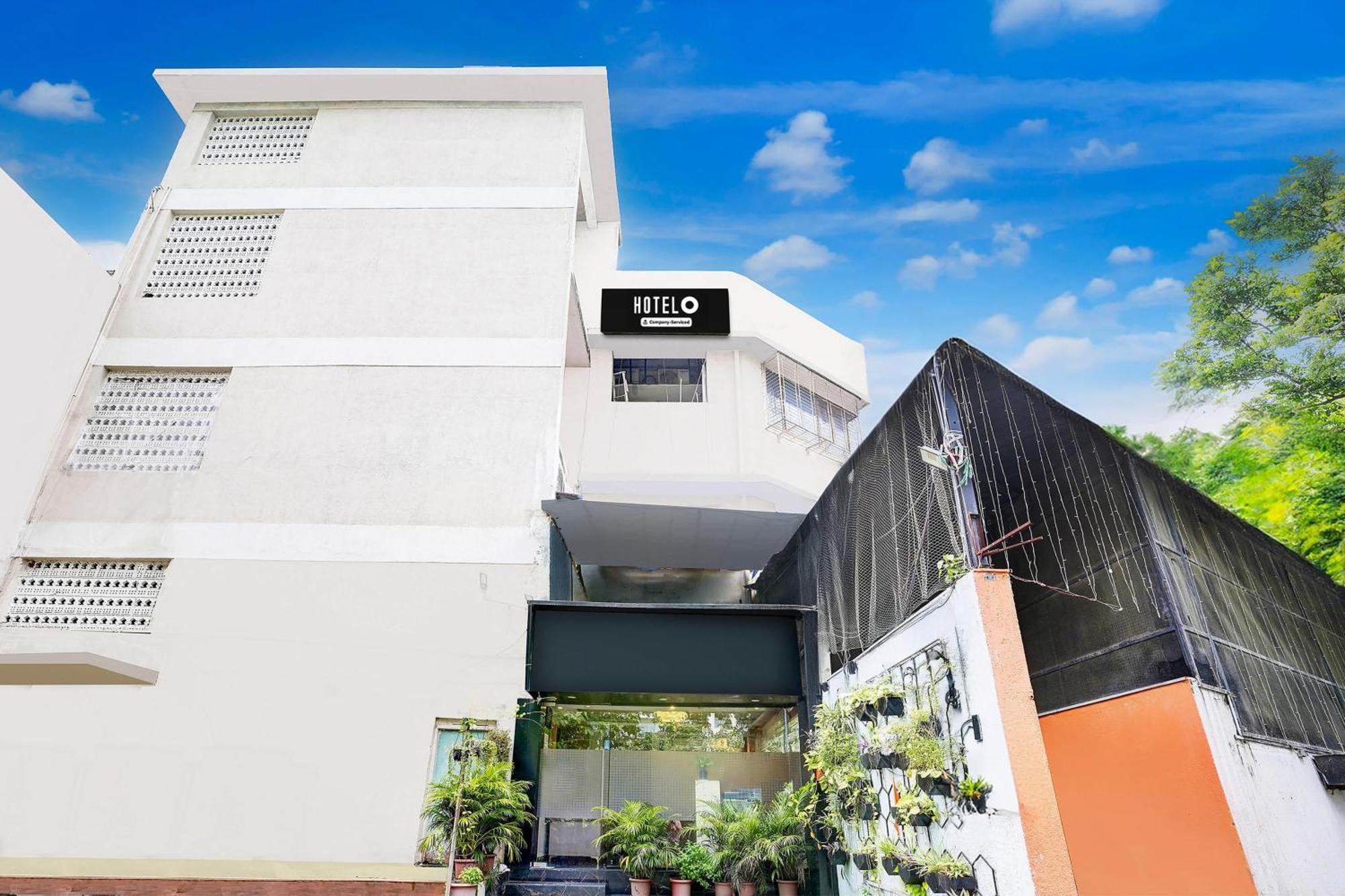 Super Hotel O Sakinaka Andheri Kurla Road - Mumbai — Photos 1